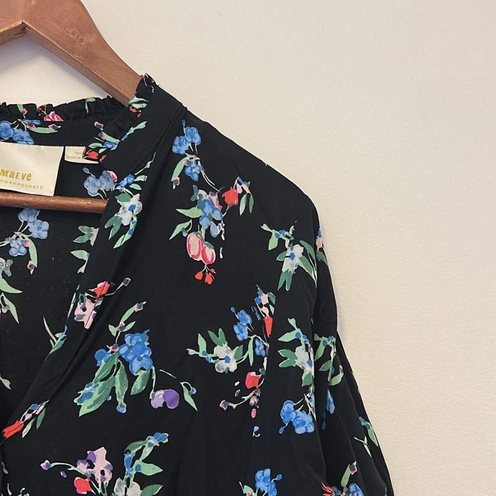 Anthropologie Maeve Aviero Flutter Sleeve Button Down in Floral - Picture 4 of 10